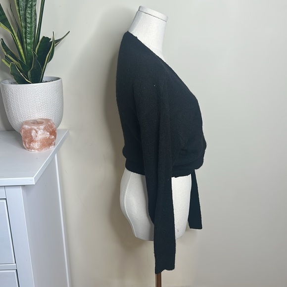 H&M Black Wrap knit sweater size small - Picture 5 of 6